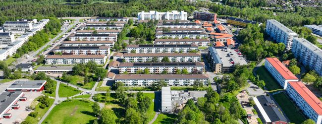 Norra Gårdsten där det idag finns solceller på vartannat tak
